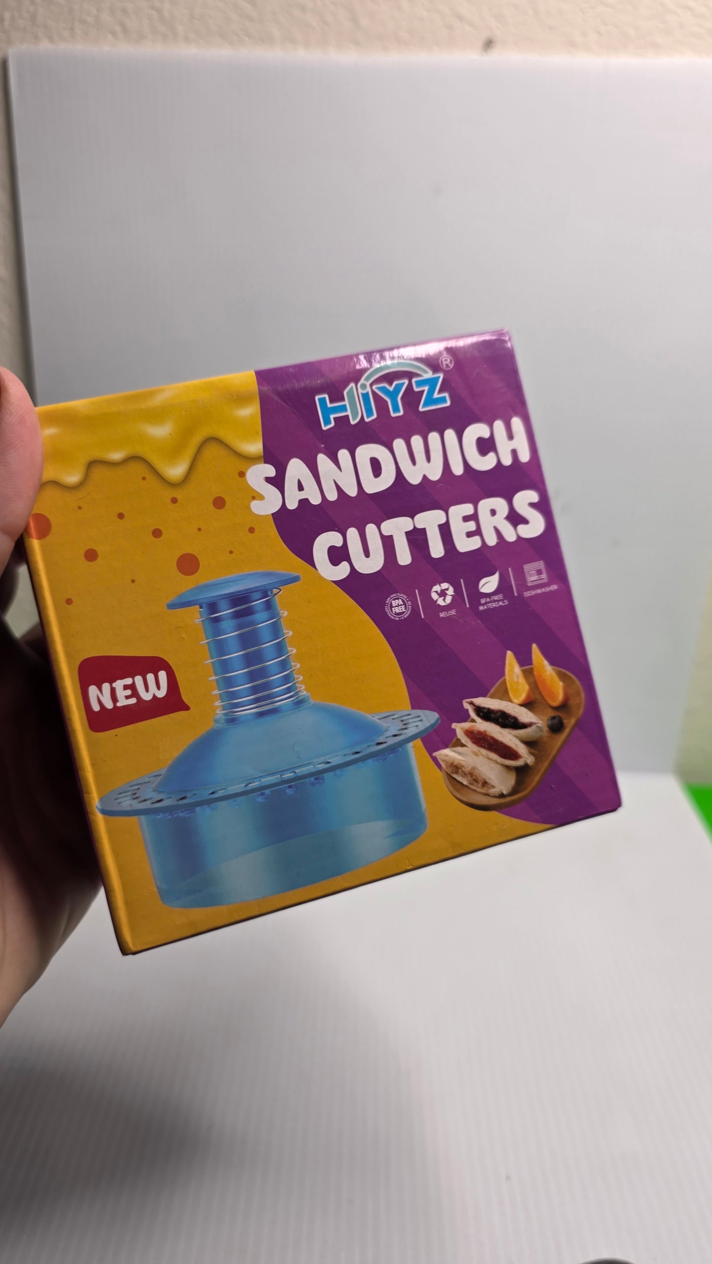 Sandwich Cutters